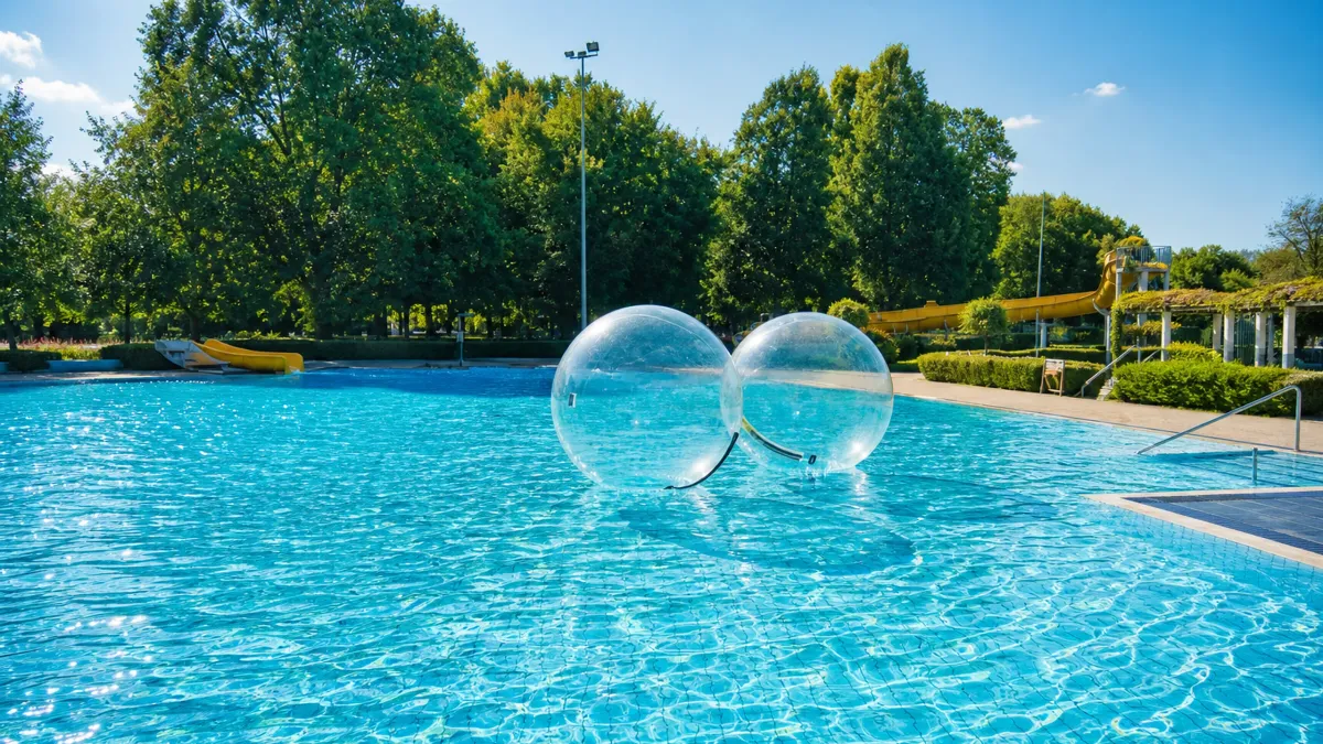 Badespaß im Freibad Rüppurr
