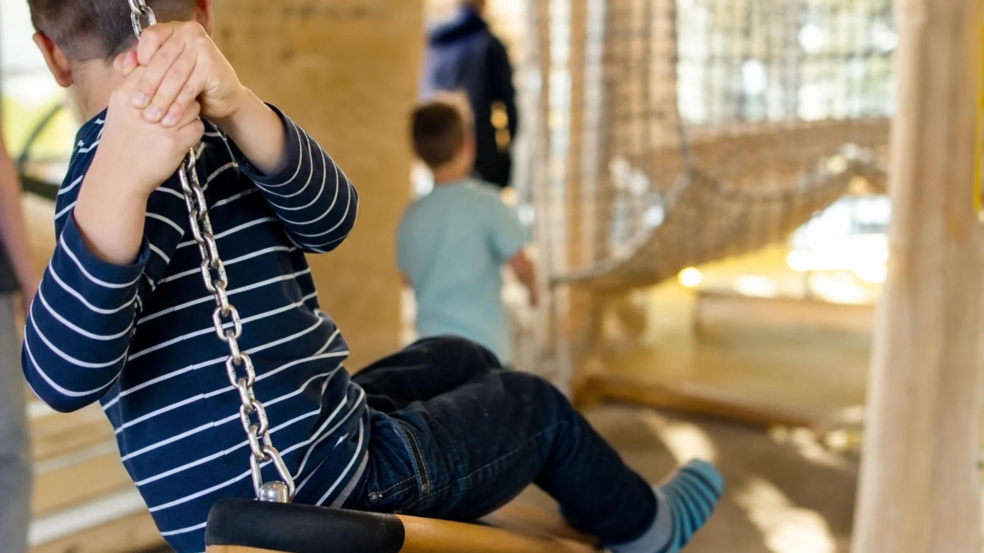 Mannkidu Indoorspielplatz, Klettern, Rutschen und Trampoline