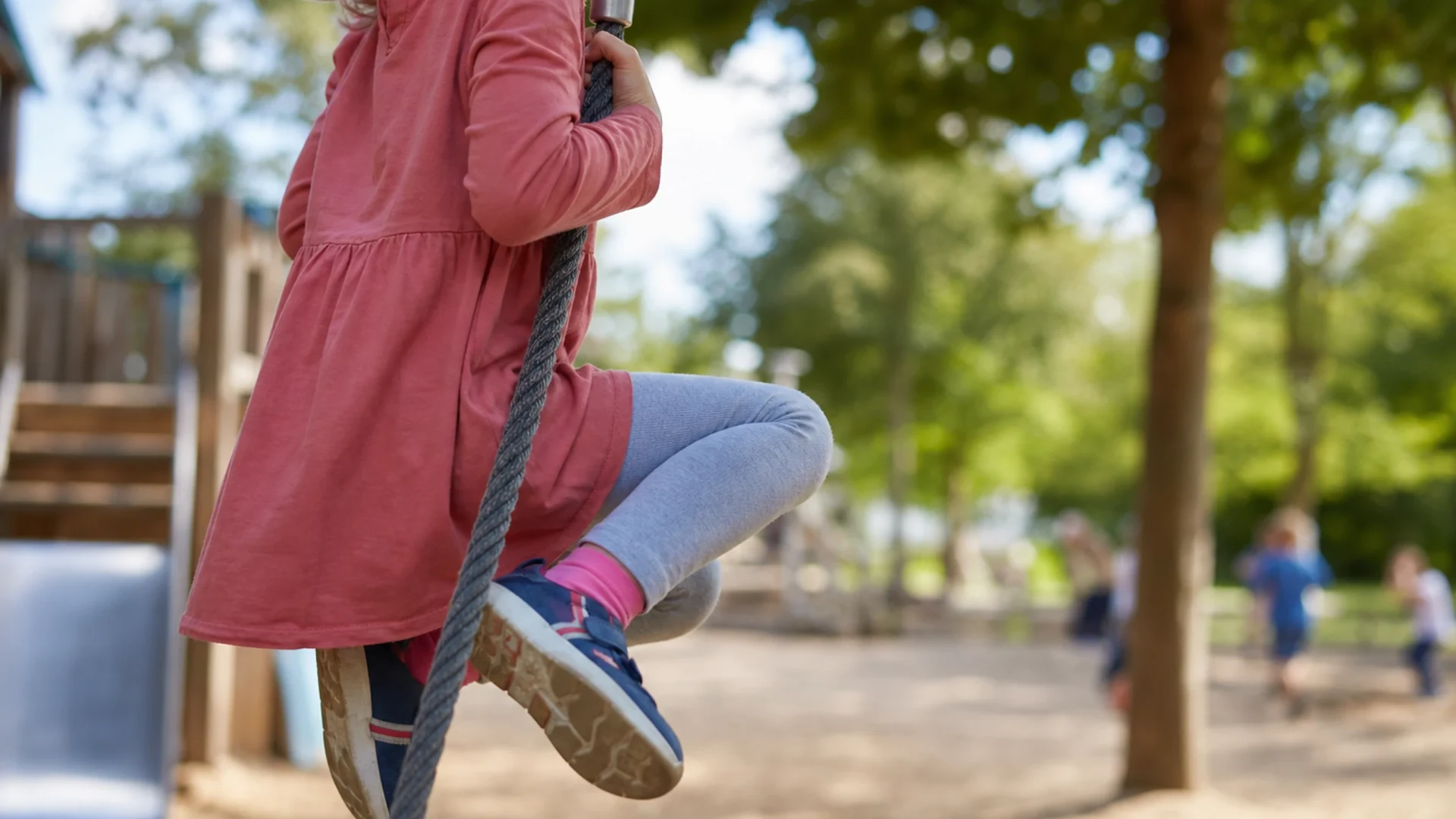 Spielplatz Pfaffstraße, zwei Spielflächen in Durlach