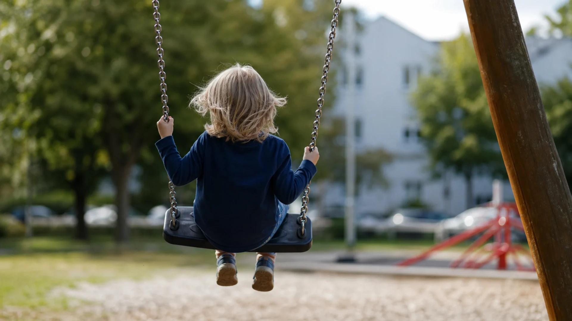 Spielplatz Ina-Seidel-Straße, Rutschen und Sand in Neureut