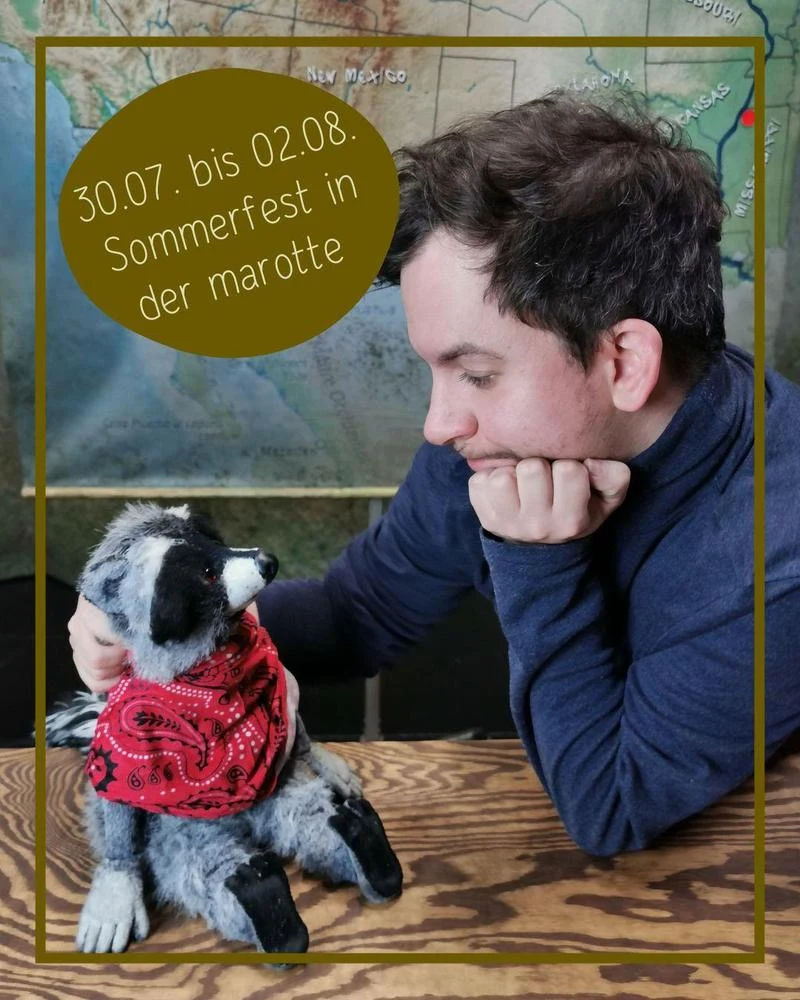 Rocky Waschbär im marotte Theater