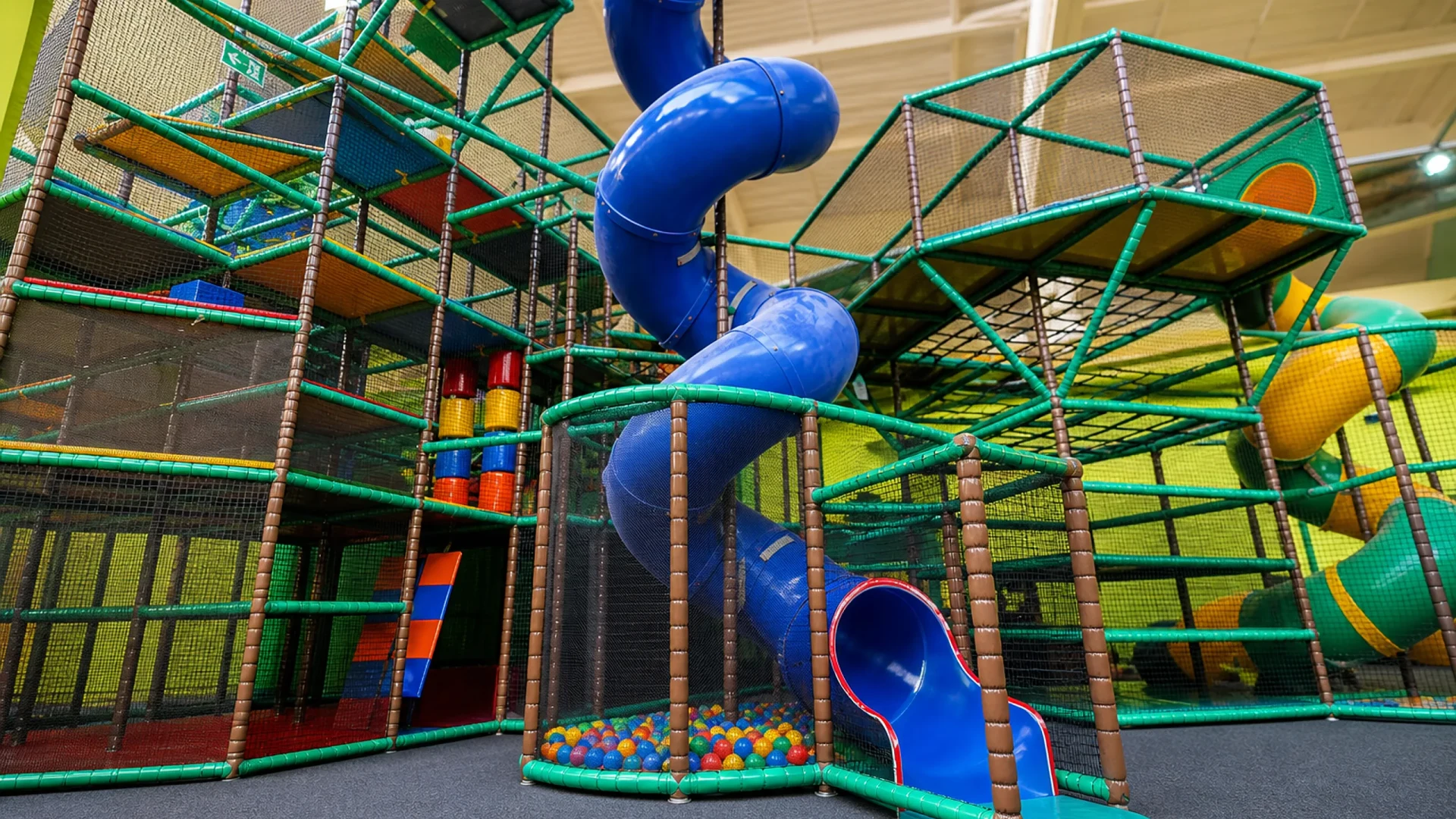 Indoor-Spielplatz Monkey Town in Karlsruhe