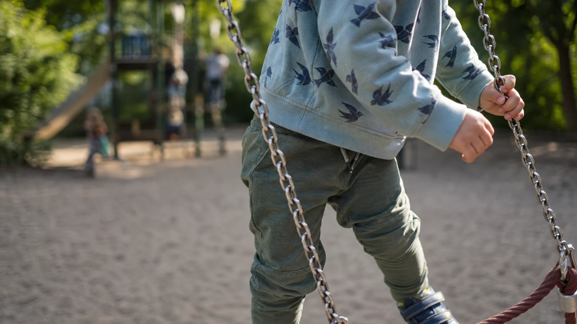 Spielplatz mit Klettern und Rutschen in Oststadt