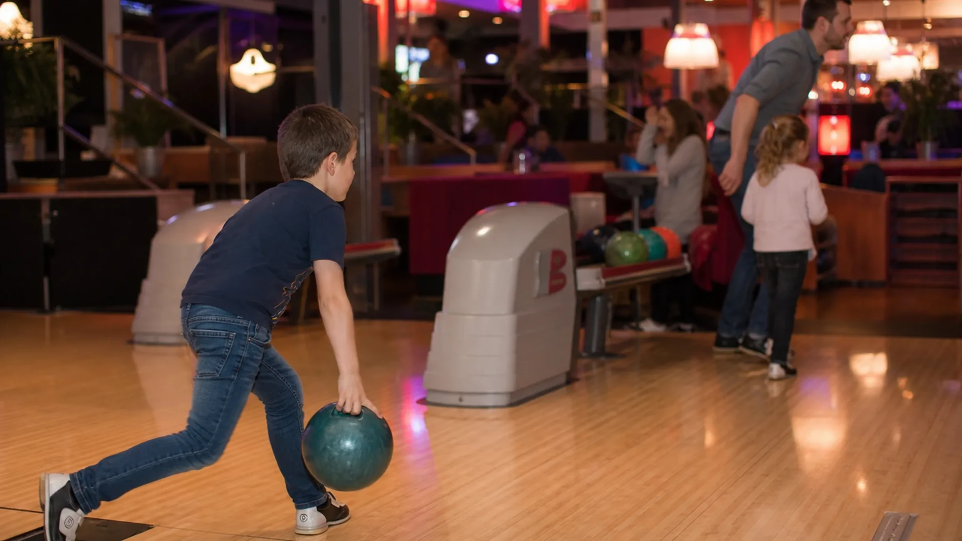 LAGO Bowling Karlsruhe, offenes Familienbowling