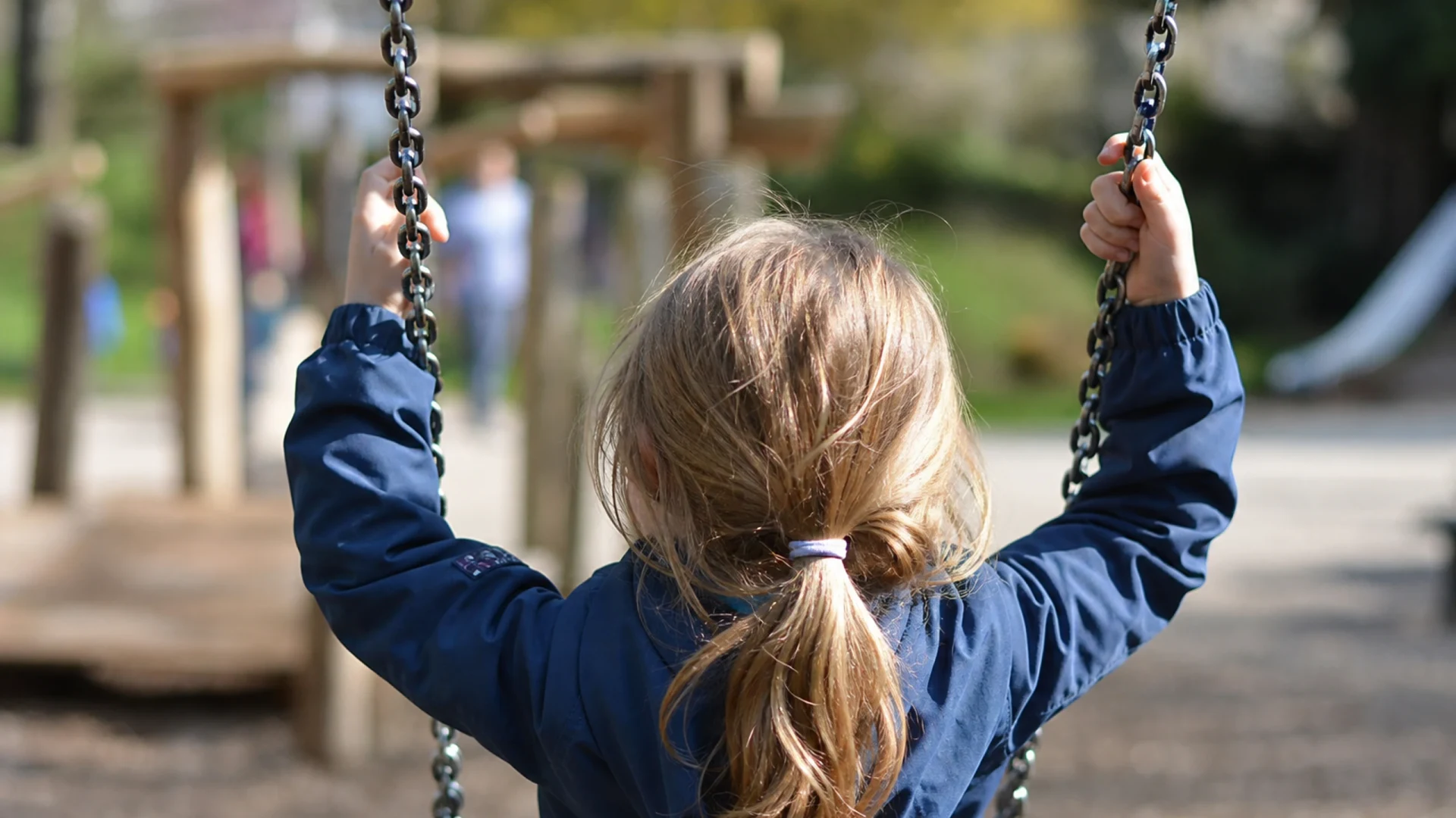 Spielplatz mit Klettergerüst in Karlsruhe Hagsfeld