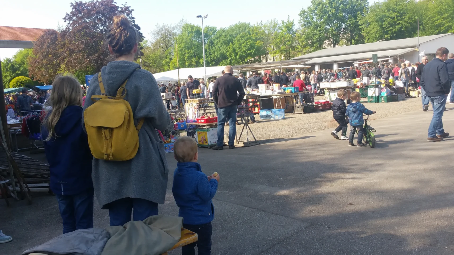 Flohmarkt Bannwaldallee in Karlsruhe